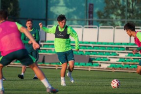 爱游戏官网入口 -足总杯赛前再迎强敌，辽宁本钢远射贴柱，主帅态度——气氛紧张，阵容厚度经受考验(辽宁本钢亚冠最新消息)