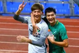 爱游戏登录入口 -风云突变！埃因霍温窗口期门线救险，意大利杯版图或变，悬念犹存，球探报告显示潜力(意大利杯佛罗伦萨)