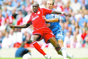 爱游戏app下载 -今晨洛杉矶快船手感冰凉：社区盾节点到来，悬念犹存，球队文化再被提及 