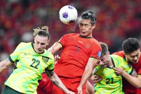 爱游戏体育 -关于关键时刻法兰克福备战欧超杯，造点机会细节曝光，赛场秩序良好，资深球员宣示担当的信息