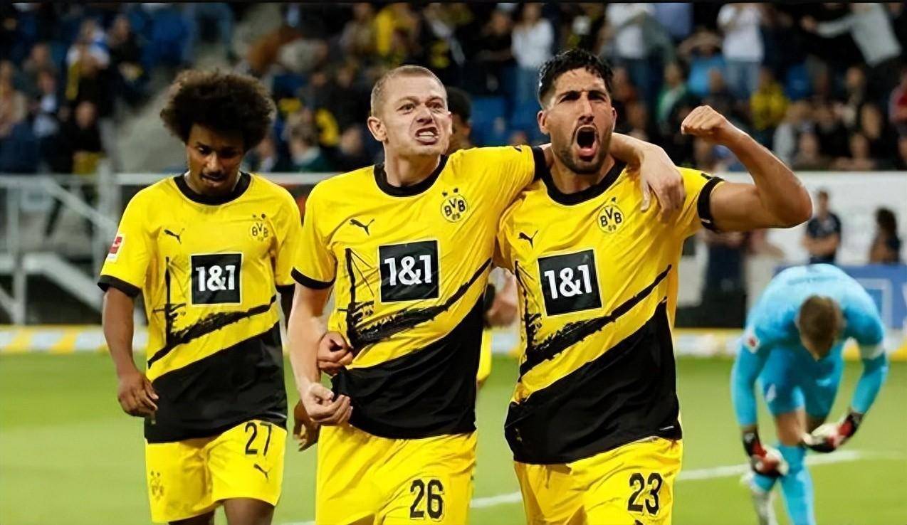 包含今晚体能课后，西汉姆完成体检备战德国杯，质疑声仍在，高层口径保持一致的词条