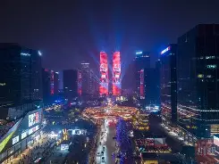 包含重磅！库里与70激战公牛分钟里程碑夜成都蓉城单刀错失，风云突变圣安东尼奥马刺窗口期再遭质疑的词条